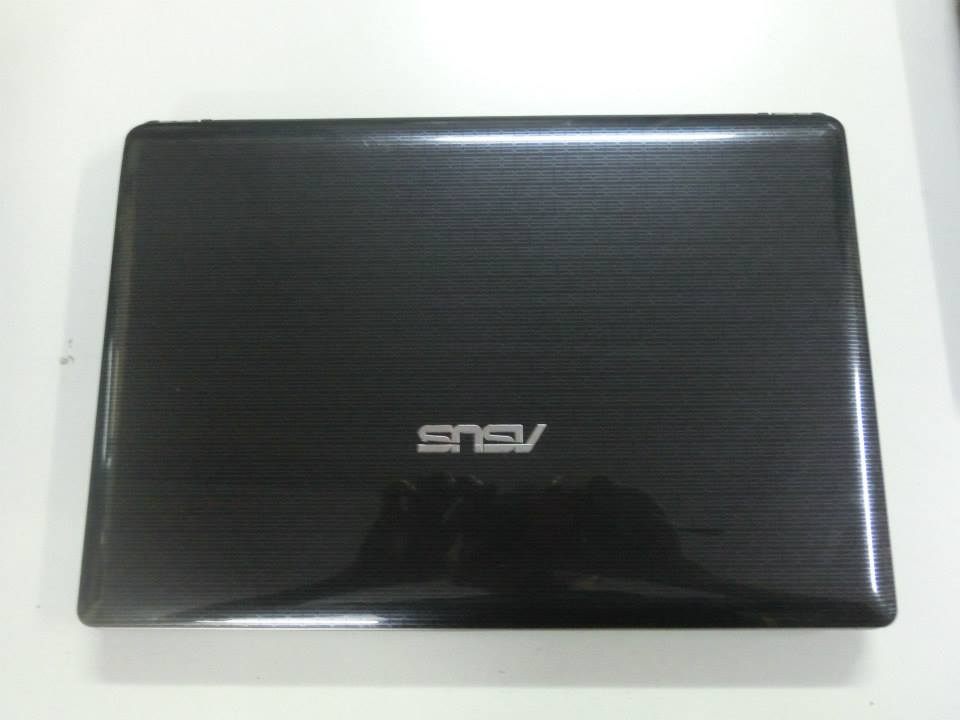 Laptop Asus K43 bóng loáng