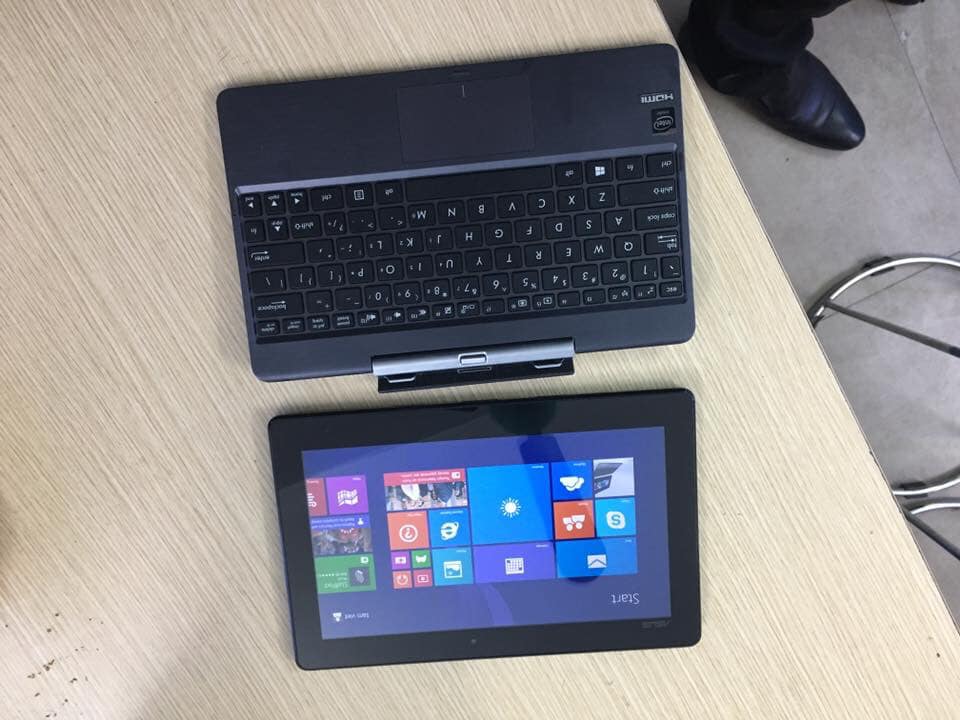 Laptop & Taplet Asus T100TA thời trang