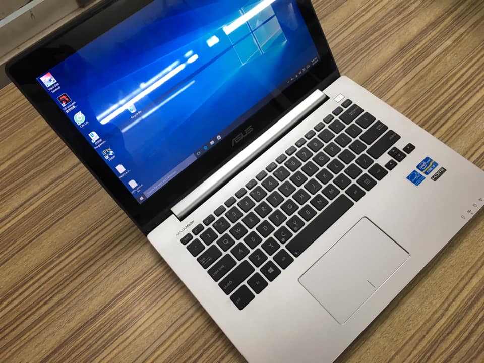 Laptop Asus S300 mỏng đẹp thời trang